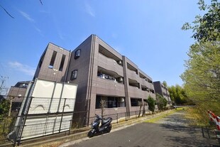 ディア　フレンド　ＫＯＩＺＵＭＩの物件外観写真